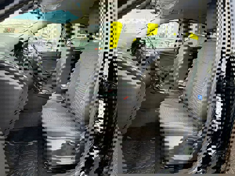 Image Ford FOCUS BERLINE 1.5 EcoBoost 150 Titanium BVA6 GPS Caméra Bluetooth Sièges chauffants Régul Clim auto Gtie 1 an 